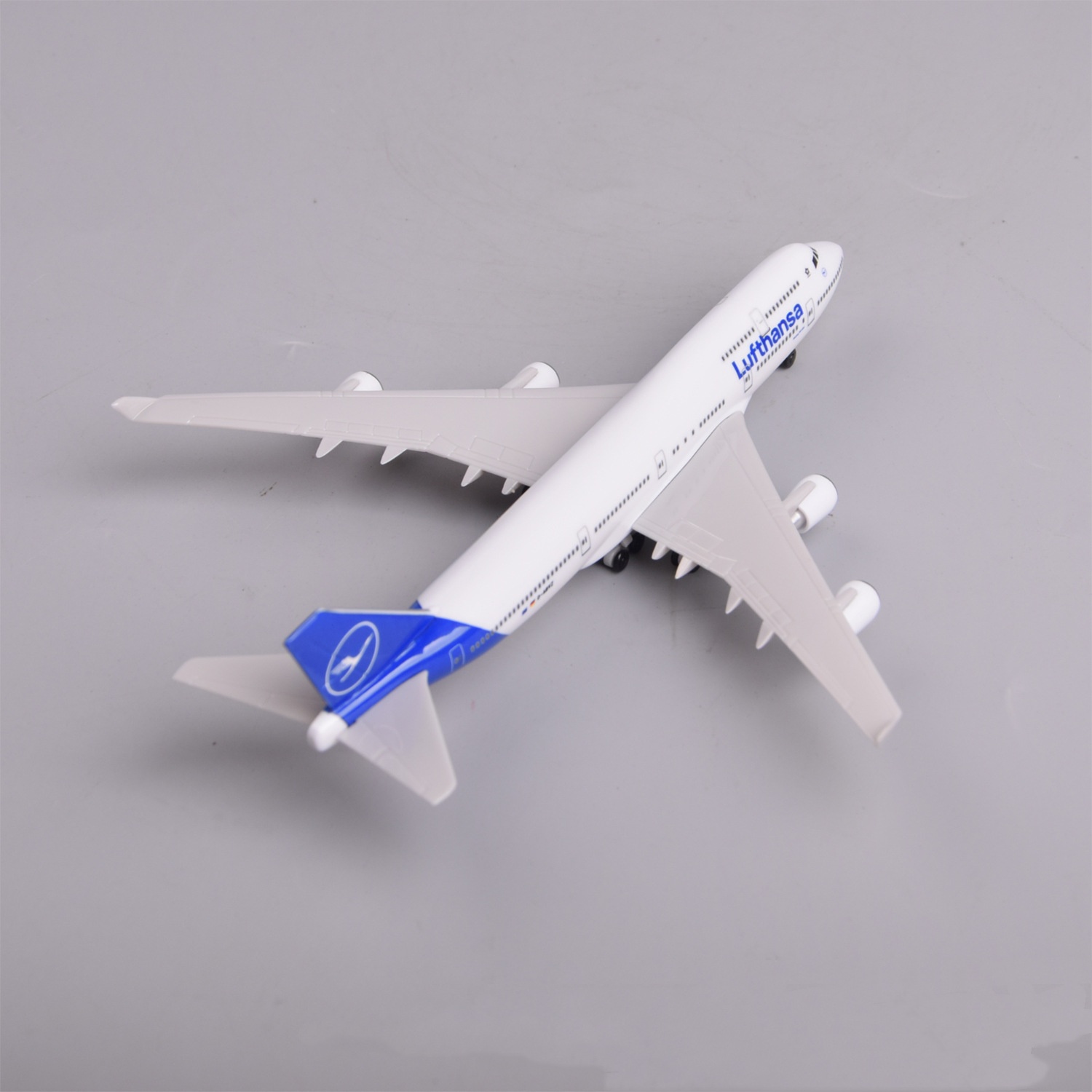 Modelo de Avião em Escala 20cm - Model Airplane Plastic avaliação e preço